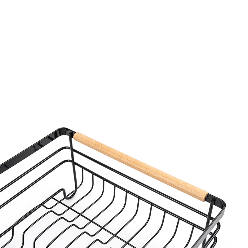 Rack de secagem de pratos de metal com alças de madeira