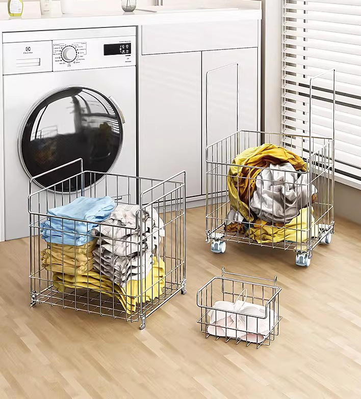 Que melhorias tecnológicas estão reduzindo o peso dos cestos metálicos para roupas sujas?